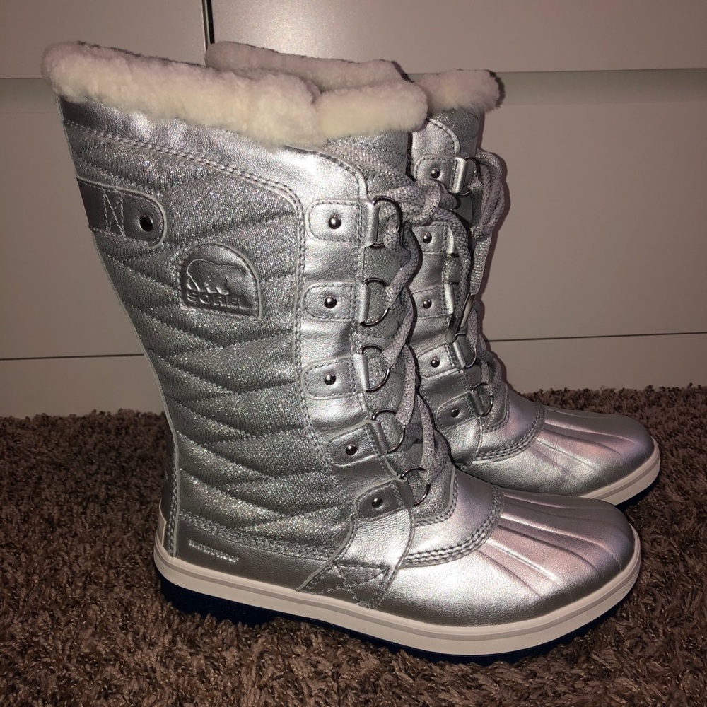 Disney x Sorel Tofino II Frozen tall boots